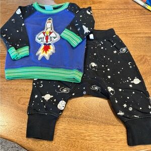 Hanna Anderson size 80 Space-Themed Baby Set with Rocket Design
